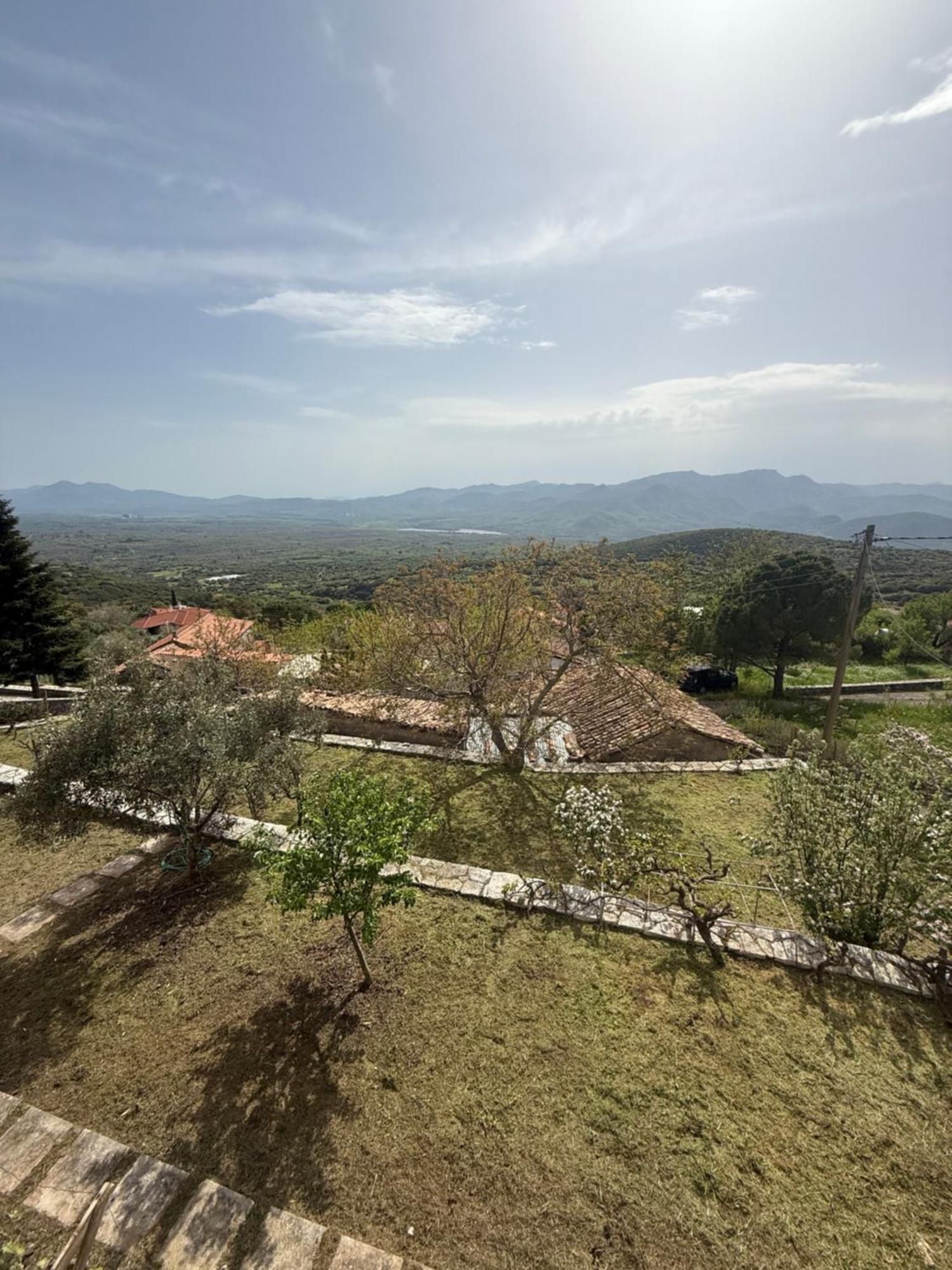 Arcadianis Lakeview Villa At Psari Arkadias Psárion Exterior foto